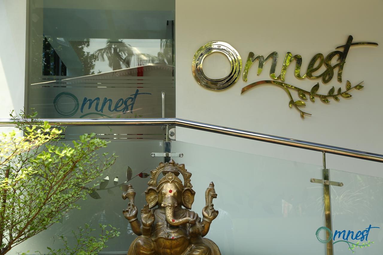 Готель Omnest Kochi Екстер'єр фото